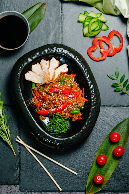 Wok-рис с курицей Wok-рис с курицей